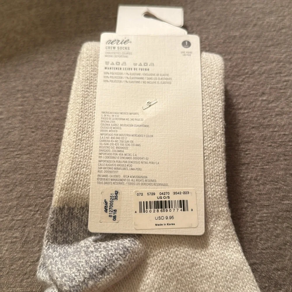 Aerie Cozy Gray and White Crew Socks
